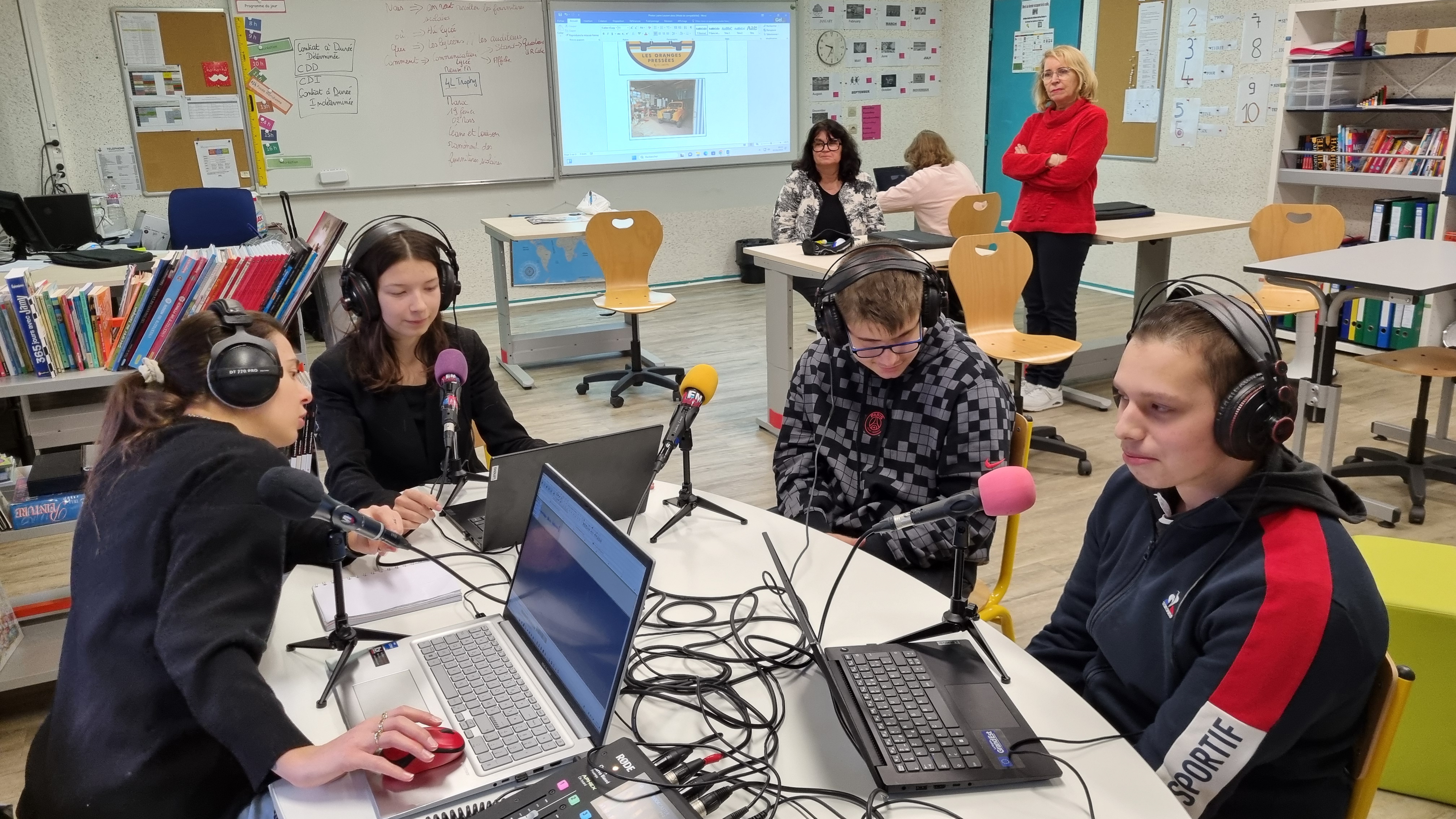 classe ulis.jpg (2.95 MB)